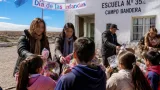 El Gobierno provincial entregó juguetes en Campo Bandera en una jornada por el Día de las Infancias