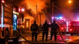 Fuerte incendio en el Área 16 de Rawson movilizó a tres dotaciones de Bomberos Voluntarios