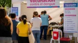 Instalan carpa en plaza Vera para reforzar la vacunación contra el dengue en Corrientes