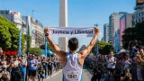 Nahuel Gallo corrió la media maratón y pidió “justicia y libertad” por presos en Venezuela