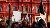 Paraná: docentes se movilizan y exigen reapertura de paritarias al gobierno provincial