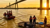 Rescatan con vida a un hombre que se arrojó desde el puente Chaco–Corrientes hacia el río Paraná