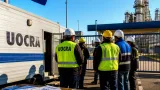 UOCRA refuerza presencia en la refinería de YPF en Luján de Cuyo tras desvinculaciones masivas