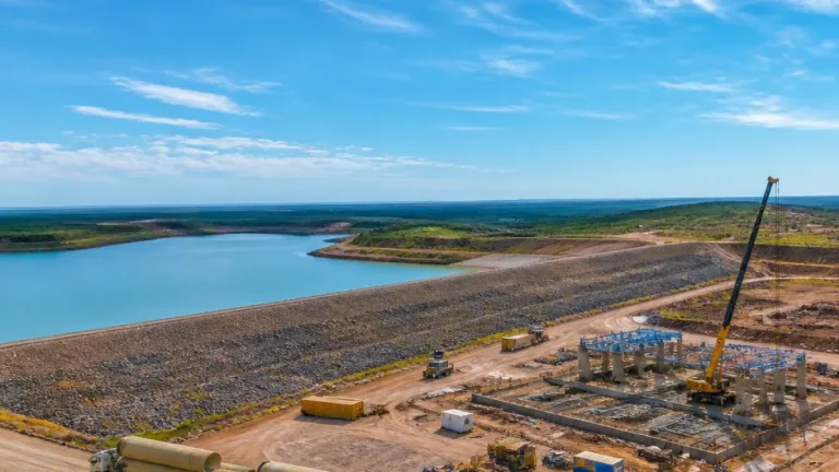 Adjudican el acueducto que llevará agua potable a más de 40.000 habitantes del oeste santiagueño