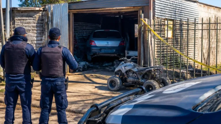 En Maipú recuperan un Peugeot 206 con pedido de secuestro y secuestran un cuatriciclo