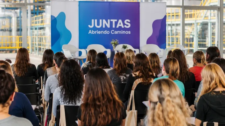 En Zárate, Bayer y la UTN lanzaron la segunda edición de JUNTAS para mujeres