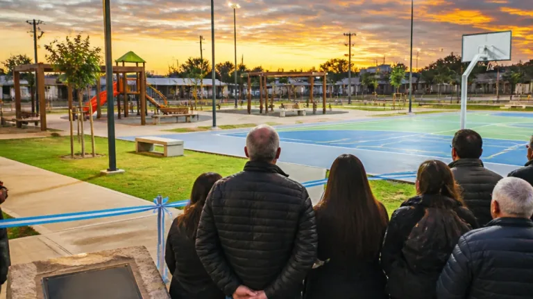 Rawson inauguró el playón polideportivo «Lionel Messi» en Franklin Rawson en el inicio de su semana Aniversario