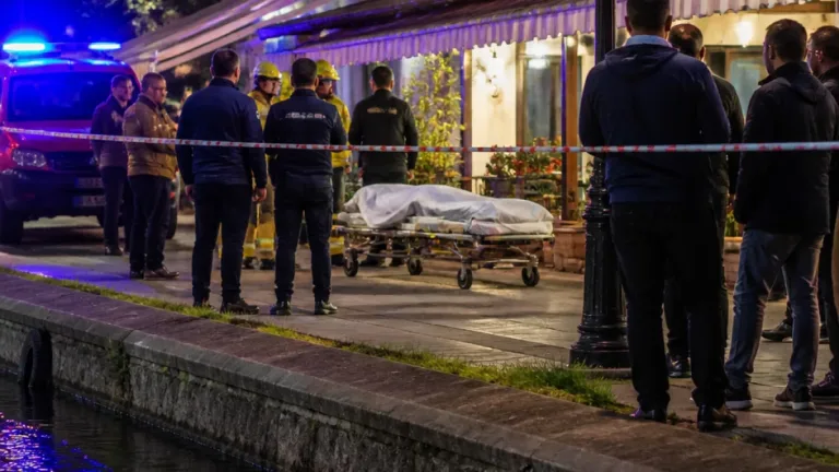 San Rafael: hallaron muerto a un hombre en un canal frente a un restaurante de calle Cubillos