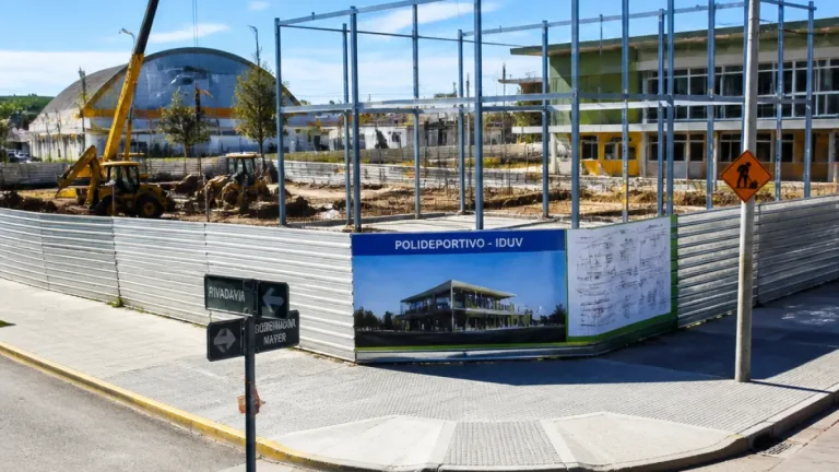 Santa Cruz avanza con un polideportivo de $3.834 millones en Piedra Buena, listo en 2027