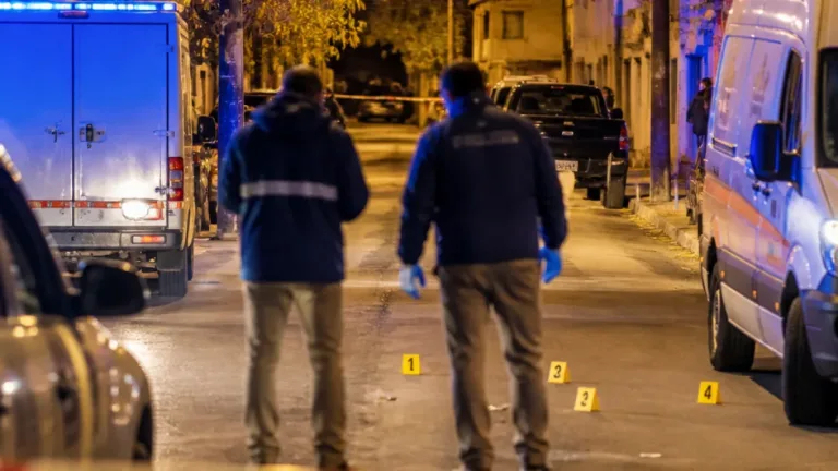 Tiroteo en Las Heras: un muerto y un herido grave tras un ataque desde un auto