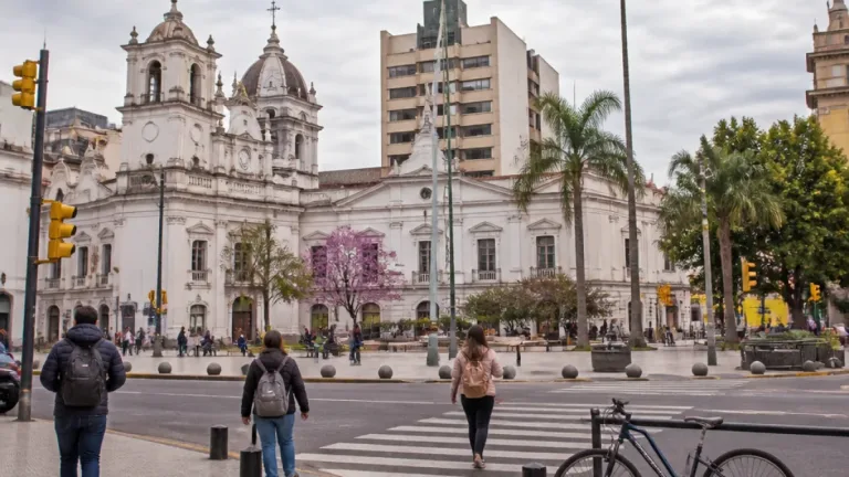Tucumán: martes fresco y nublado, con máxima prevista de 15° y estabilidad atmosférica