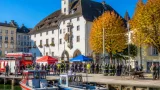 Gmunden bereitet sich auf Sicherheitstag vor: Taufe zweier Einsatzboote am Traunsee