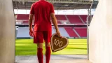 Harry Kane gewinnt erstmals Ballon d’Or – Bayern-Star krönt herausragende Saison