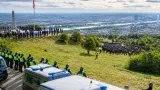 Identitäre Kundgebung am Kahlenberg löst Gegenproteste und erhöhten Polizeieinsatz aus