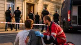 Nach Fenstersturz in Wien: 41‑Jähriger verletzt, 25‑Jähriger von WEGA festgenommen