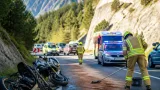Ölspur auf Hahntennjochstraße: Motorradsturz bei Imst fordert einen Schwerverletzten