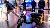 Verfolgungsjagd in Graz-Lend: E‑Moped-Fahrer flüchten, Drogen und Handy auf Fahrbahn geworfen