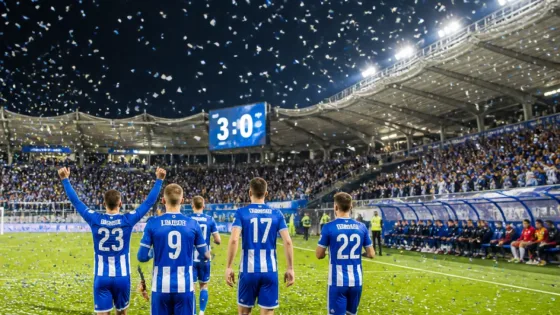 Blau-Weiß Linz verteidigt Tabellenführung mit 3:0-Heimsieg gegen Admira