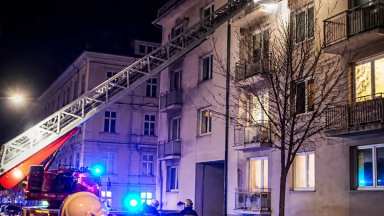 Graz: Bewohner nach Kellerbrand in Eggenberg über Fenster gerettet