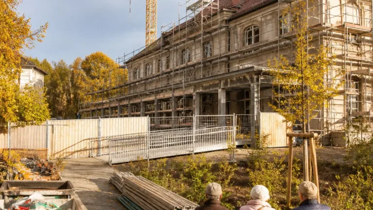 Neues Seniorenwohnen am Stephansberg: 40 geförderte Wohnungen und Tagesstätte für Horn