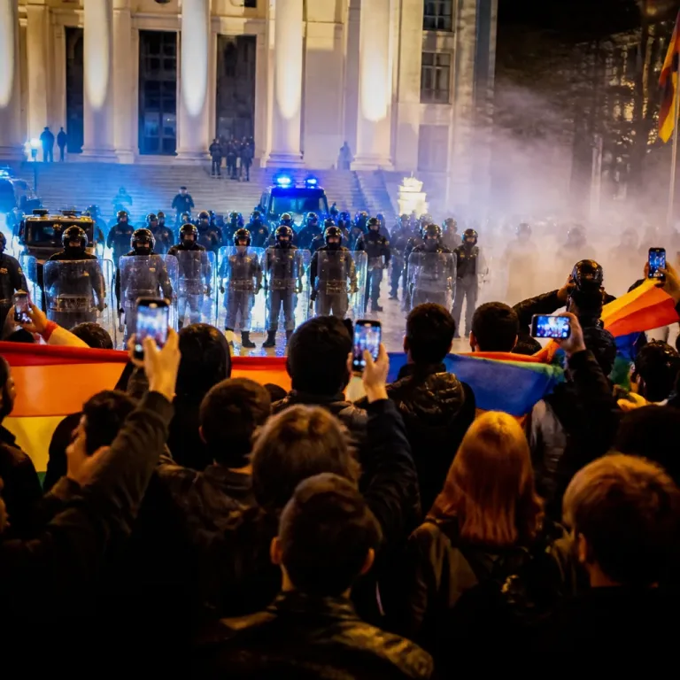 Türkische Behörden nehmen mindestens 150 Menschen bei LGBTQ+-Protesten fest – Wien zeigt sich alarmiert