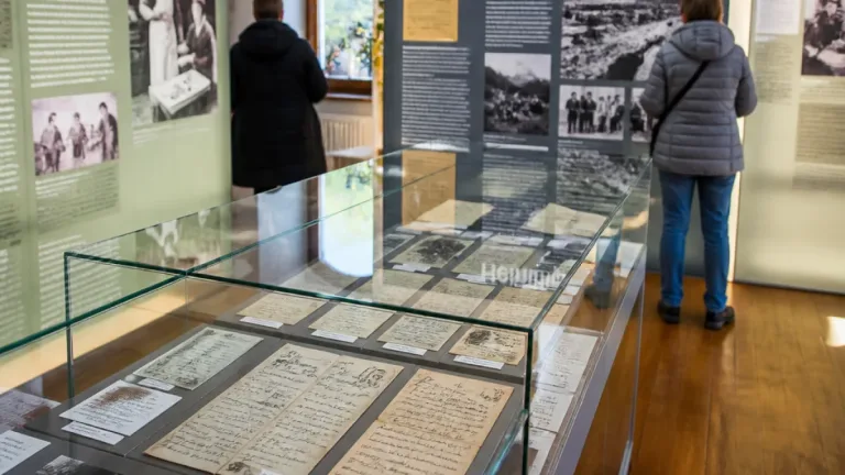 Telfs: Ausstellung im Rahmen von „fabula rasa“ untersucht den Begriff „Heimat“