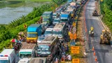 ঢাকা-চট্টগ্রাম মহাসড়কে সংস্কারের কারণে ৩০ ঘণ্টা; প্রায় ৪০ কিলোমিটার স্থবিরতা ও প্রাণহানি