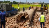 গাইবান্ধায় সাঘাটায় অভিযান: অবৈধ ইটভাটার চিমনি ভাঙা হলো
