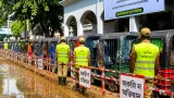 হবিগঞ্জ পৌরসভা কঠোর: যানজট নিরসনে ৩০টি নাম্বারপ্লেটবিহীন টমটম আটক