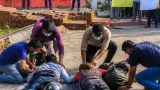 জেলা প্রশাসক কার্যালয় চত্ত্বরে সাংবাদিকদের ওপর হামলা: তিন জন আহত, একটির ফোন-পরিচয়পত্র ছিনত্ন