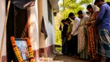 কলকাতায় হোটেল আগুনে কুষ্টিয়ার একই পরিবারের চারজনের মৃত্যু, শোক নেমে এসেছে আড়ুয়াপাড়ায়