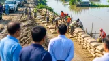 খোয়াইর ভাঙা বাঁধ পরিদর্শনে পানিসম্পদ প্রতিমন্ত্রী, জরুরি জিওব্যাগ দিয়ে রোধের ঘোষণা