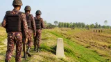 মহেশপুর সীমান্তে বিএসএফের 'পুশইন' চেষ্টা রোধ, চারজন সীমান্তরক্ষীদের নজরদারিতে