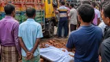 নেত্রকোনার আমতলা বাজারে ইটবোঝাই লড়ির ধাক্কায় ১৭ বছরের কিশোর নিহত