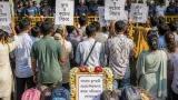 পাবনায় স্কুলছাত্রী কলি হত্যার ঘটনায় শিক্ষক-শিক্ষার্থী ও অভিভাবকদের মানববন্ধন, মূলহোতা গ্রেপ্তার