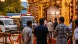 শারদীয় দুর্গা পূজা: লোহাগড়ায় মণ্ডপ পরিদর্শনে নড়াইলের জেলা প্রশাসক