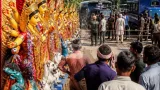ঠিকাদারপাড়ায় জমি বিরোধে দুর্গাপ্রতিমা বিসর্জন আটকে, উৎকণ্ঠায় এলাকাবাসী