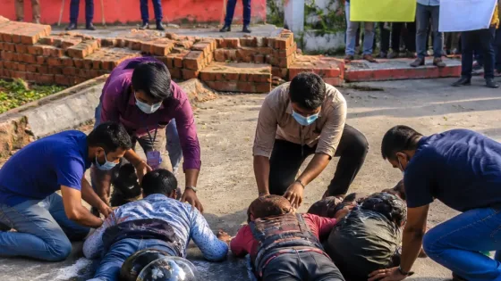 জেলা প্রশাসক কার্যালয় চত্ত্বরে সাংবাদিকদের ওপর হামলা: তিন জন আহত, একটির ফোন-পরিচয়পত্র ছিনত্ন