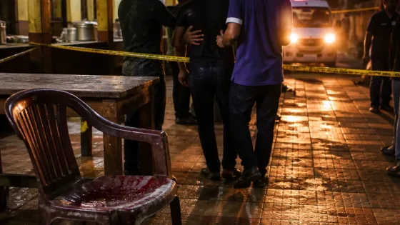 ঝিনাইদহে মেসে খাবার নিয়ে বিবాద, ছুরিকাঘাতে কলেজছাত্র নিহত