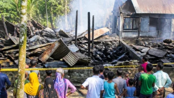 মাদারীপুরে পরিত্যক্ত ঘরে হাতবোমা বিস্ফোরণ, এলাকায় সতর্কতা ও পুলিশি তদন্ত