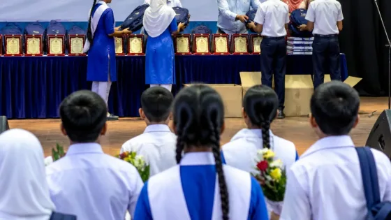 পটুয়াখালীতে ওয়েলফেয়ার ফাউন্ডেশনের সংবর্ধনায় শতাধিক কৃতি শিক্ষার্থী সম্মানিত