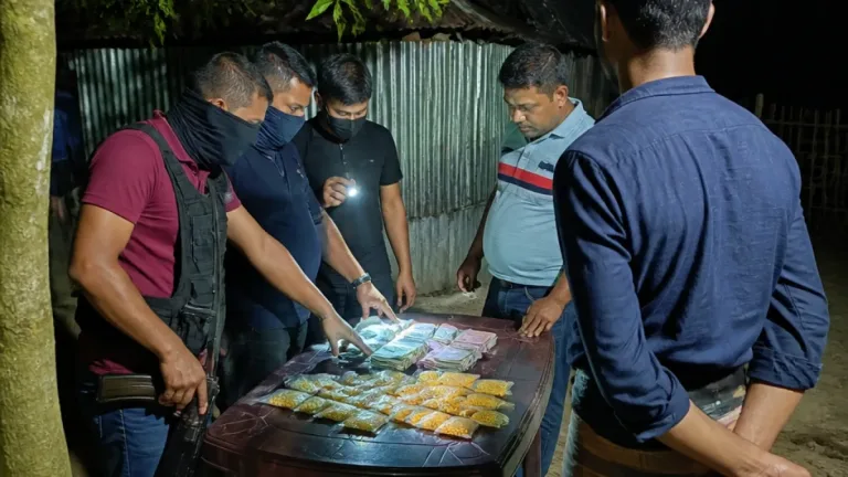 ভুরুঙ্গামারীতে ১০৫ পিস ইয়াবাসহ 'ট্যাবলেট শহিদুল' গ্রেপ্তার