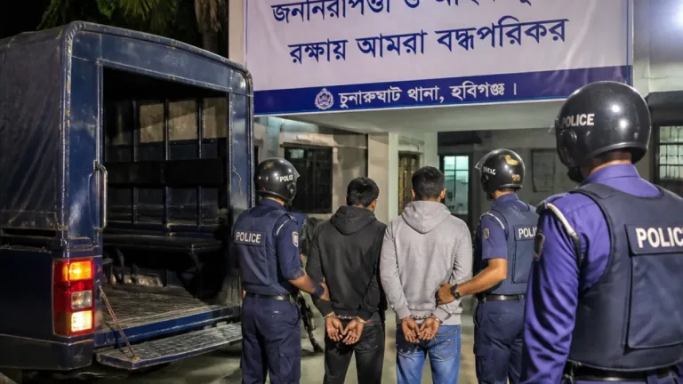 চুনারুঘাটে দুই রাজনৈতিক নেতাকে সন্ত্রাসবিরোধী আইনে গ্রেপ্তার, থানা বলছে জননিরাপত্তার স্বার্থে