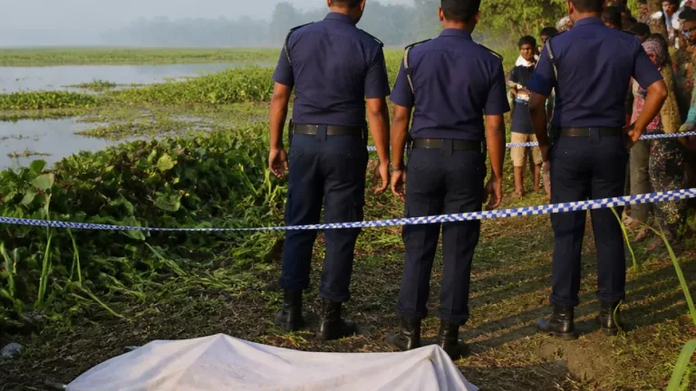 ডাইয়ার বিল থেকে ভাসমান মিলল বাকপ্রতিবন্ধী শ্রমিকের মরদেহ, পরিবারে শোক