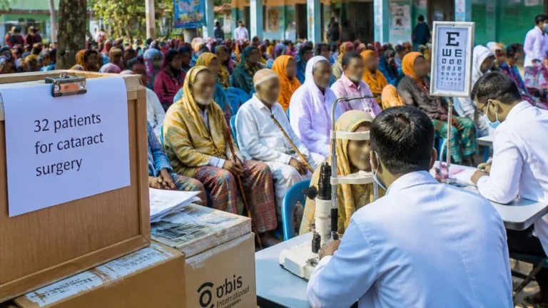 কসবায় বিনামূল্যে চক্ষু ক্যাম্পে দুই শতাধিক সেবা, ৩২ জনকে অপারেশনের জন্য নির্বাচিত