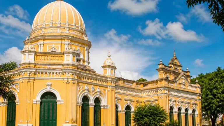 নাটোরে কনস্টেবলের বিরুদ্ধে অভিযোগ: খেলাধোলার ঝগড়ায় ৮ বছর বয়সী শিশুর আঙুল কাটা