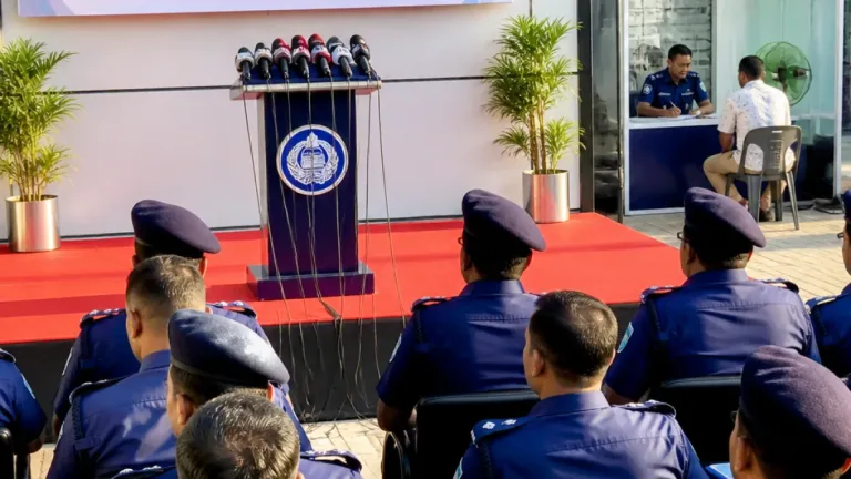 পুলিশি সেবার মান বাড়াতে আচরণ পরিবর্তন ও মিডিয়া উইং: বরিশাল রেঞ্জের নতুন ডিআইজির নির্দেশনা