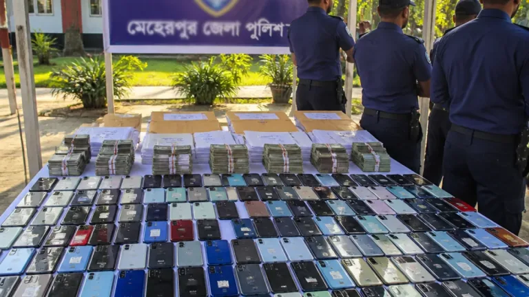 সাইবার সেলে দুই মাসে উদ্ধার ১০৮ মোবাইল ও এক lakh ৭৩ হাজার টাকার বেশি ফেরত