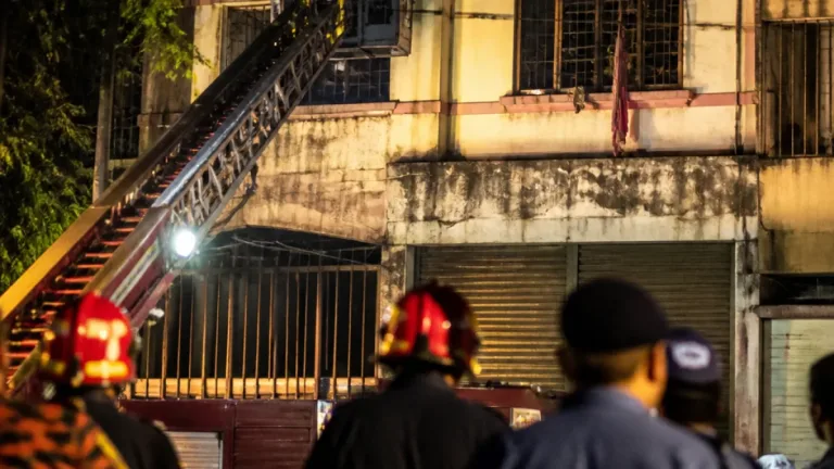 ঠাকুরগাঁওয়ে ছাত্রীনিবাসে নার্সিং শিক্ষার্থীর ঝুলন্ত লাশ উদ্ধার, তদন্ত শুরু
