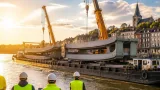 Andenne : des éléments du nouveau pont Capitte quittent la ville en péniche, assemblage prévu à La Louvière